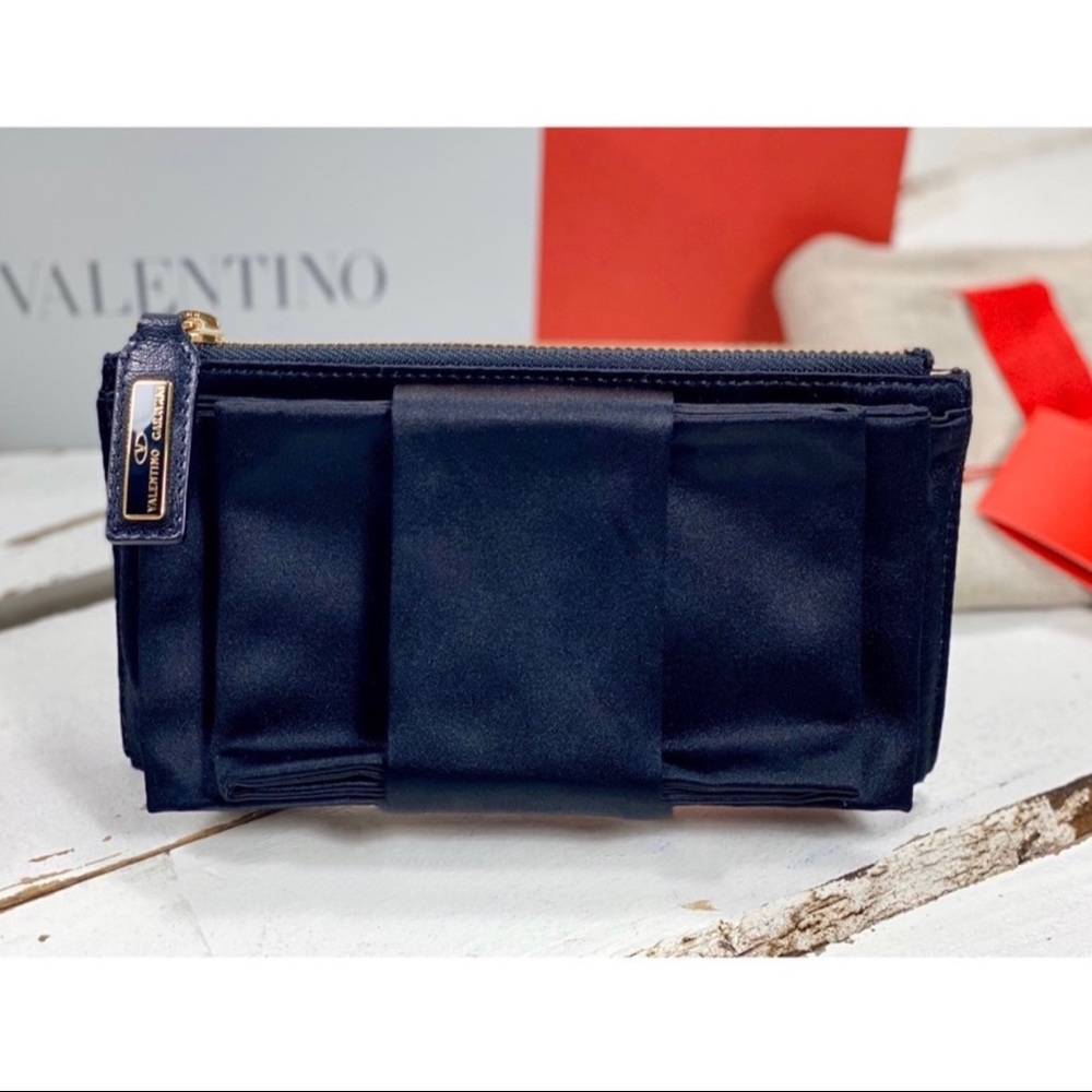 Valentino Garavani “Elyse Walker” Satin Bow Clutch - Picture 1 of 9
